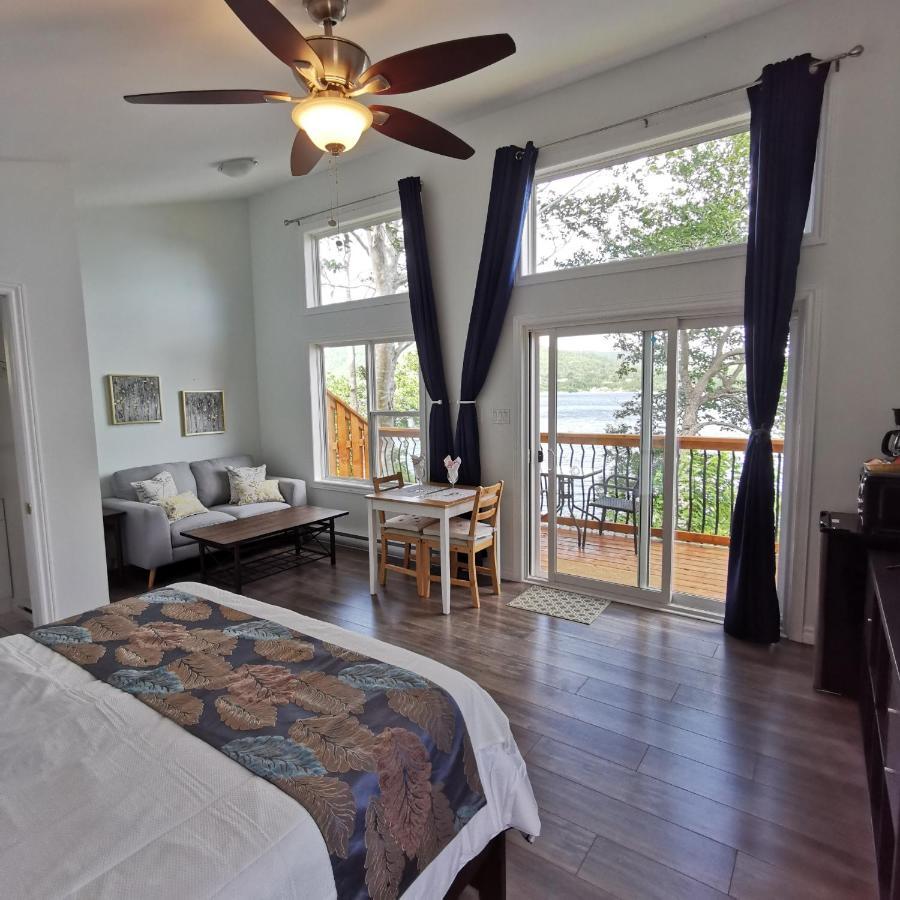 Knotty Pine Ocean Front Suite - Adults Only Ингониш Экстерьер фото