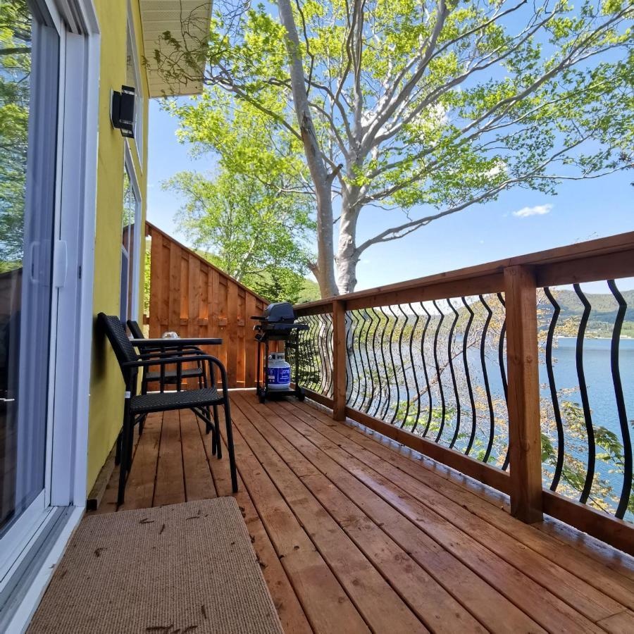 Knotty Pine Ocean Front Suite - Adults Only Ингониш Экстерьер фото